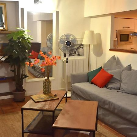 Apartment 33 On The Old Historic Senate Square Nizza Exterior foto
