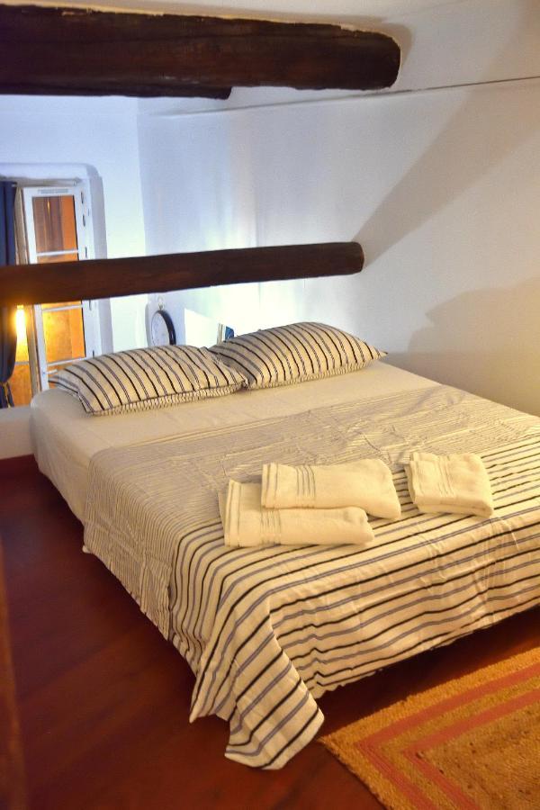 Apartment 33 On The Old Historic Senate Square Nizza Exterior foto