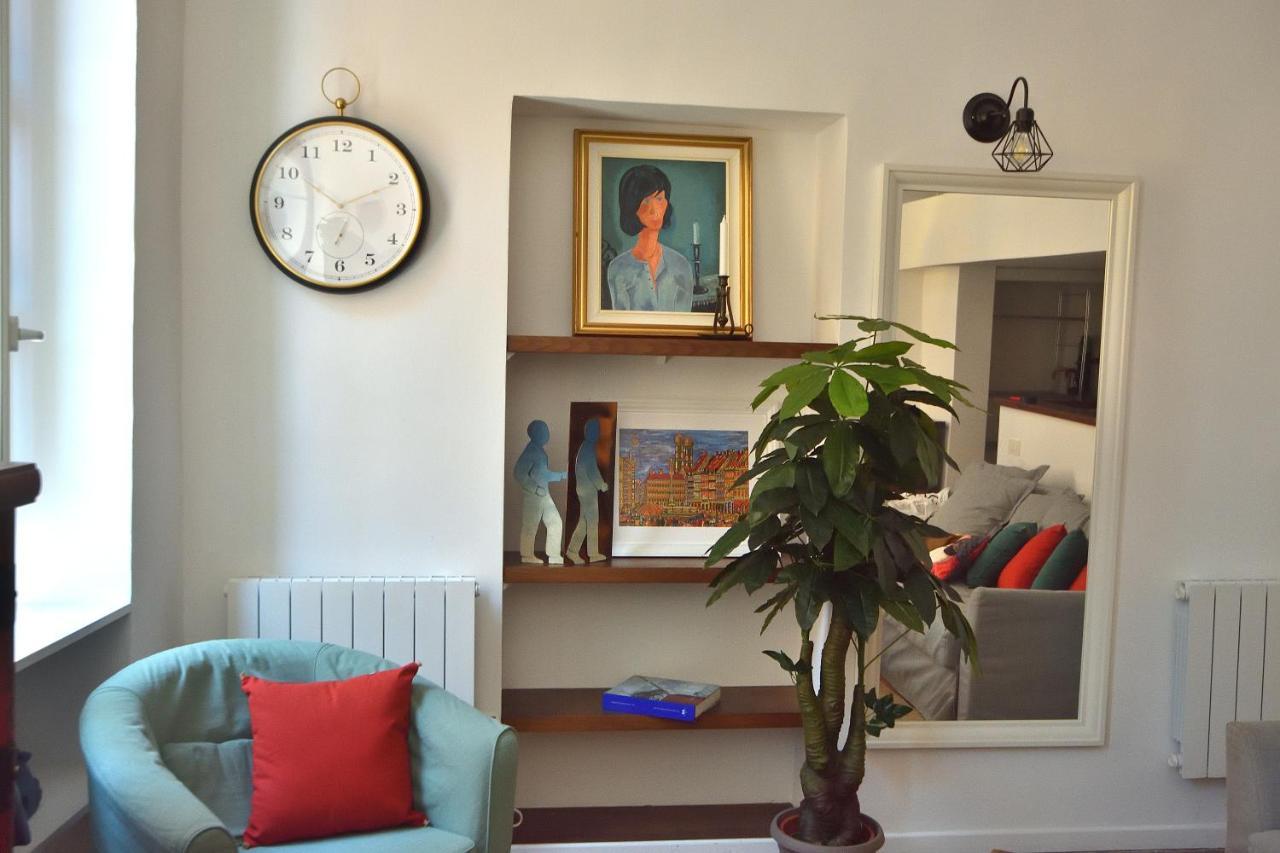 Apartment 33 On The Old Historic Senate Square Nizza Exterior foto
