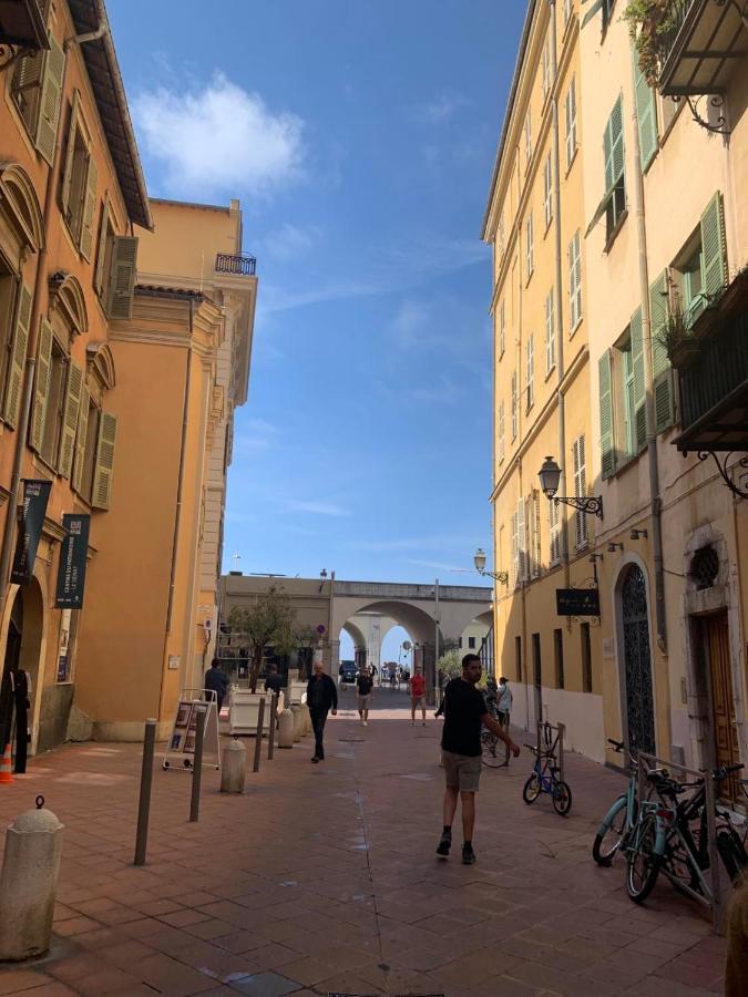 Apartment 33 On The Old Historic Senate Square Nizza Exterior foto