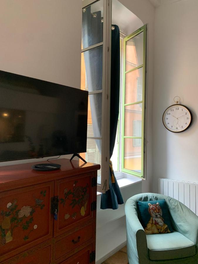 Apartment 33 On The Old Historic Senate Square Nizza Exterior foto