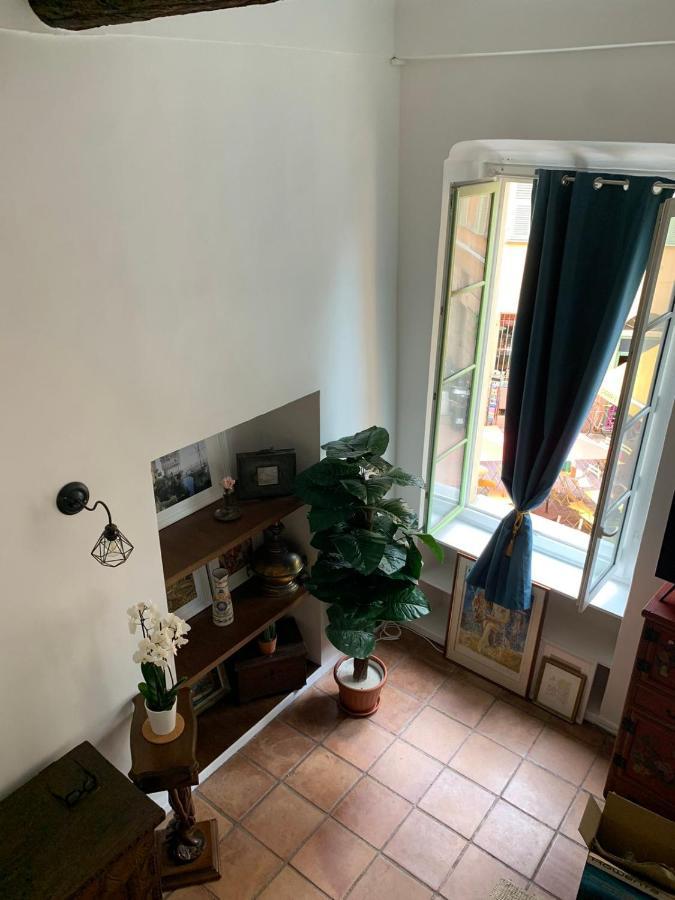 Apartment 33 On The Old Historic Senate Square Nizza Exterior foto