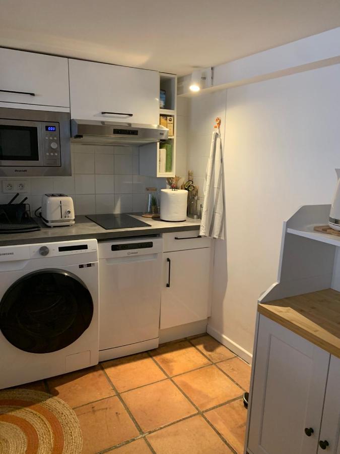 Apartment 33 On The Old Historic Senate Square Nizza Exterior foto