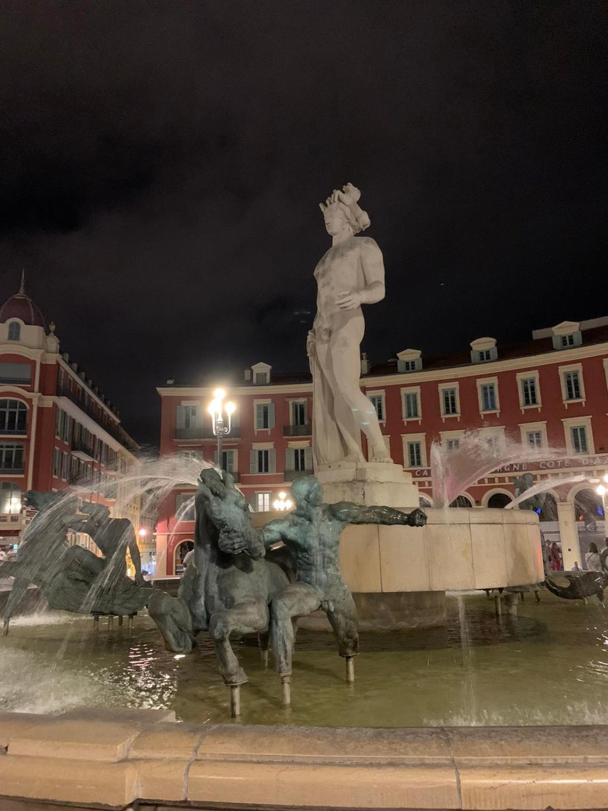 Apartment 33 On The Old Historic Senate Square Nizza Exterior foto